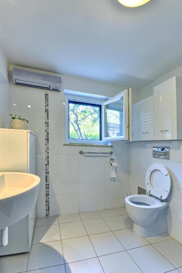 Brezac olive garden apartment Fažana Exterior foto